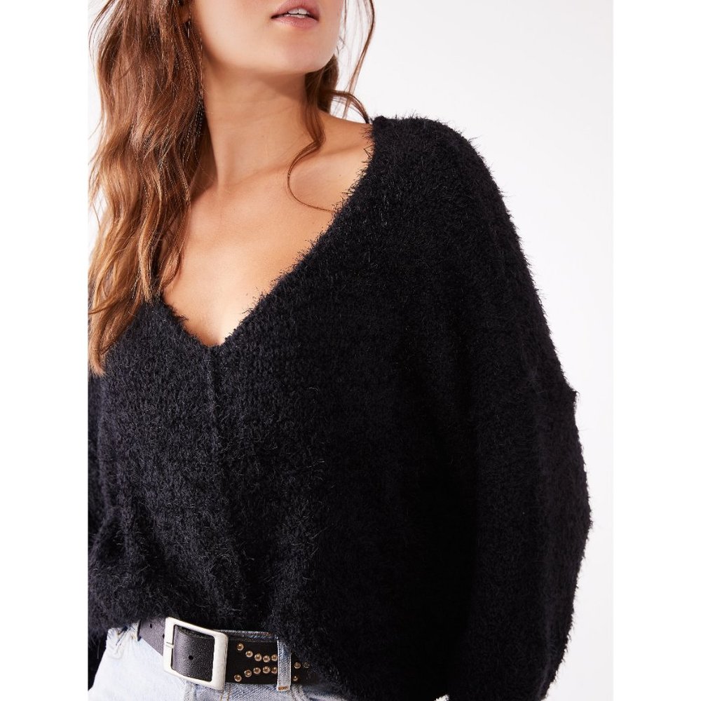 NWT Free People Icing V Pullover / Black
